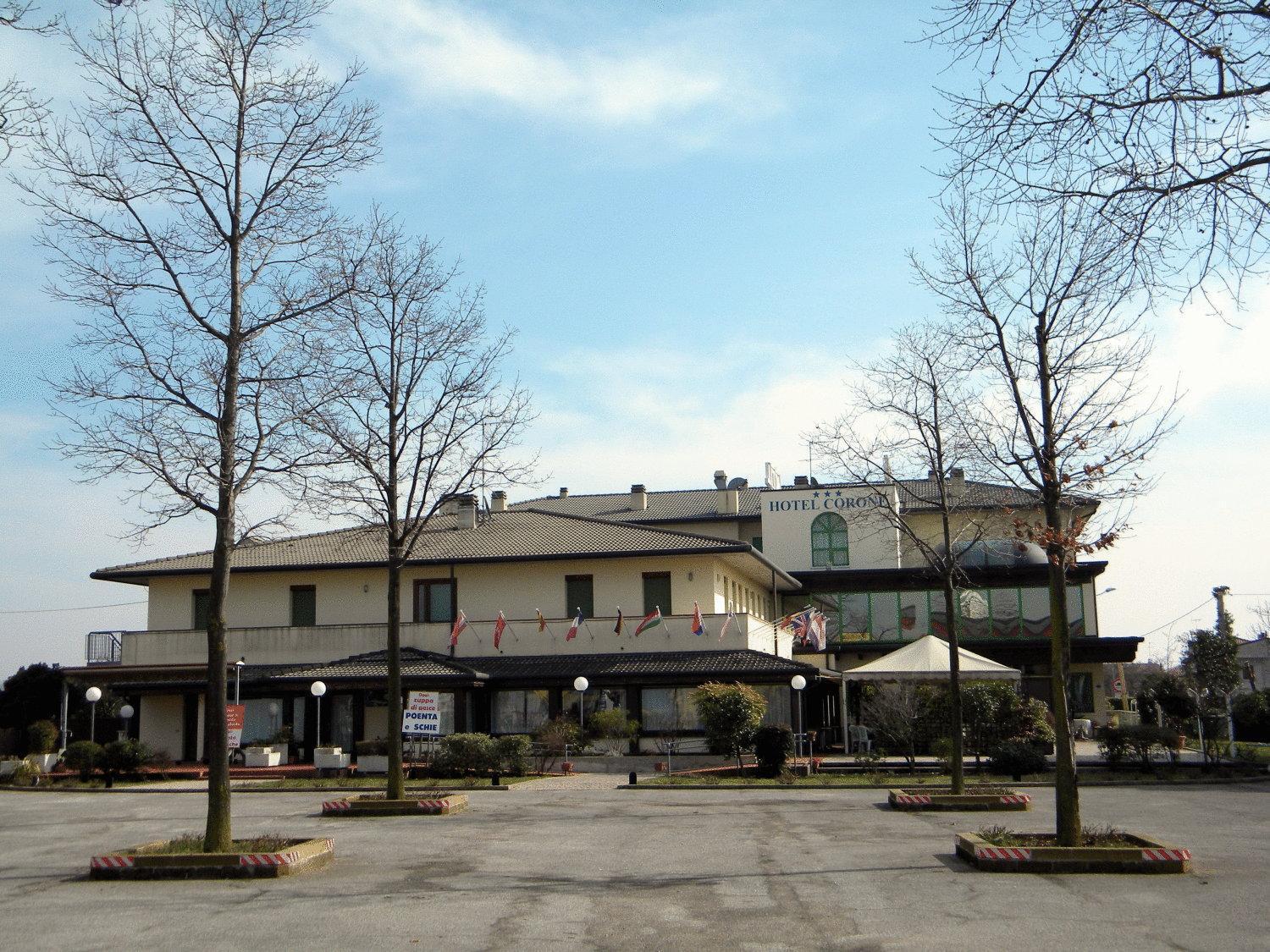 Hotel Corone Caerano Di San Marco Extérieur photo